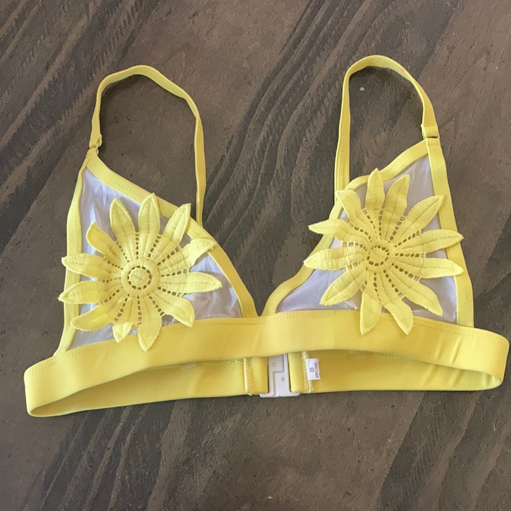 BATHING SUIT TOP🌼🌼